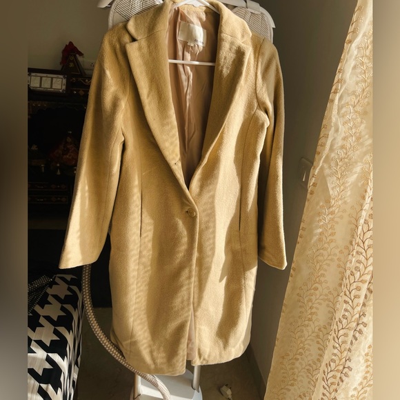 Long faux fur coat - Picture 3 of 7